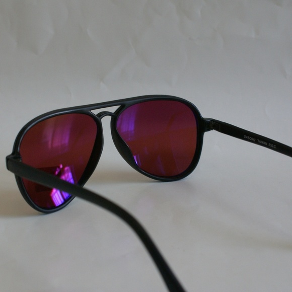 NWT Classic Sports All Weather Rose Aviator Sunglasses - Picture 2 of 4